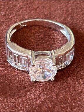 PAJ 925 Sterling Silver CZ Solitaire Engagement Ring Size 8 *4.66 grams